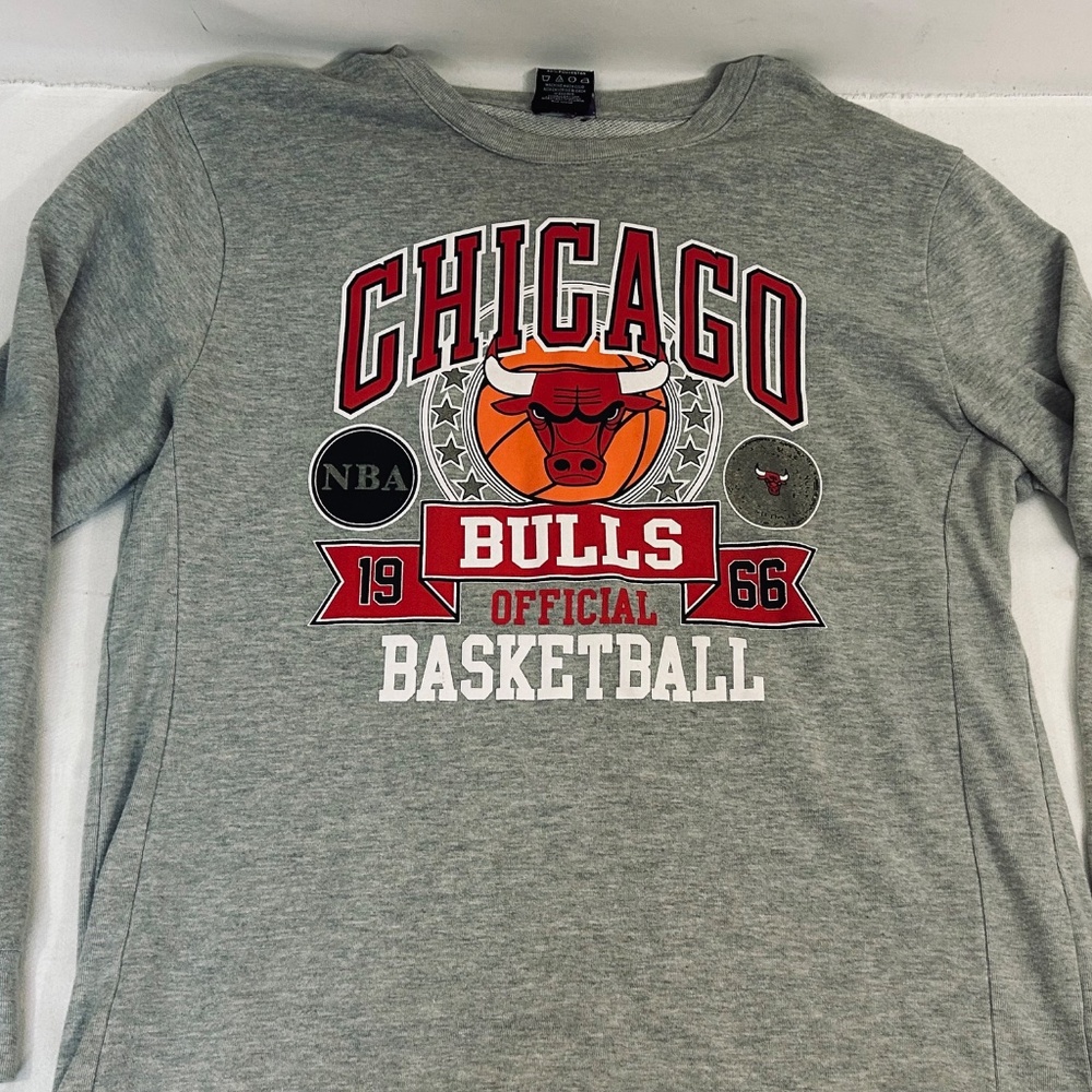 NBA‎ Chicago Bulls Long Sleeve Thermal CottonShirt Gray Sweatshirt - Picture 8 of 9